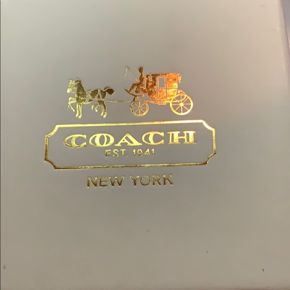 Coach Watch - Picture 4 of 4